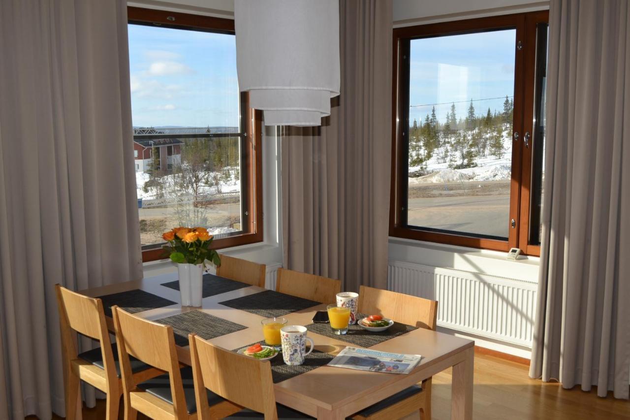 Yllaes Chalets A9206 Talvikaudelle 25-26 Hinta Sisaeltaeae 2Kpl Hissilippuja! Яллас'ярві Екстер'єр фото